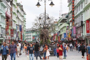 அரசு அதிரடி : அதிக குழந்தைகள் பெற்றால் சிறப்பு ஊதியம்