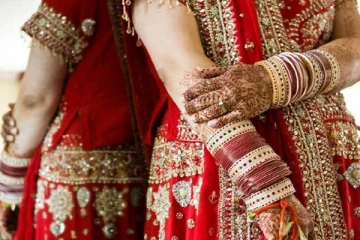 மணப் பெண்ணின் திருவிளையாடல் வந்த எய்ட்ஸ்... மாப்பிள்ளைகளை தீவிரமாக தேடும் பொலிஸார்!