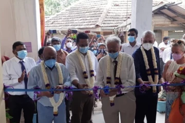 பருத்தித்துறை ஆதார வைத்தியசாலைக்கு மூன்று மாடி விடுதி கட்டடம் திறந்துவைப்பு (PHOTOS)