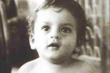 இந்திய சினிமாவையே கலக்கும் இந்த பிரபலம் யார் தெரிகிறதா... இத்தனை கோடி சொத்தா?