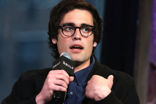 பிரபல இயக்குனர் மனைவியுடன் சடலமாக கண்டெடுக்கப்பட்ட விவகாரம்: மகன் கைது | Nick Reiner Arrested In Robneinar Mysterious Death பிரபல இயக்குனர் மனைவியுடன் சடலமாக கண்டெடுக்கப்பட்ட விவகாரம்: மகன் கைது | Nick Reiner Arrested In Robneinar Mysterious Death