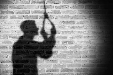 சென்னையில் கொரோனா நோயாளி தற்கொலை - மருத்துவர்கள் அதிர்ச்சி