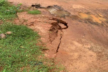 யாழ்.பொலிகண்டியில் ஏற்பட்டுள்ள அனர்த்தம்! புகைப்படம்