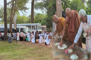 கொழும்பிலிருந்து குருந்தூர் செல்லும் நூற்றுக்கணக்கான பெரும்பான்மையின மக்கள்! இன முரண்பாடு குறித்து கடும் எச்சரிக்கை