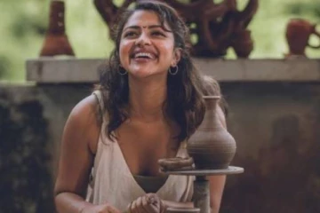 சுத்தமாக மேக்கப் இல்லாமல் நடிகை அமலாபால் வெளியிட்ட போட்டோ- செம வைரல்