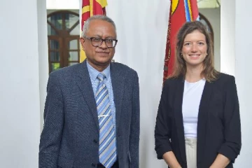 கிழக்கு ஆளுநரை சந்தித்த சுவிட்சர்லாந்து தூதரகத்தின் முதன்மைச் செயலாளர்