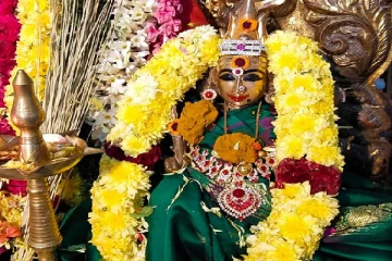 சகல செளபாக்கியங்களையும் அள்ளித்தரும் தரும் ஆடி வெள்ளி விரதம்!