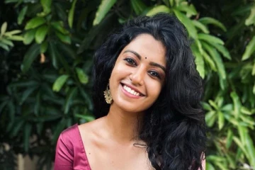 நம்ம கண்ணம்மாவா இது..! மார்டன் உடையில் அசத்தும் நடிகை ரோஷினி ஹரிப்ரியன்