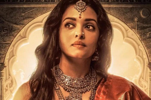 தமிழகத்தில் பொன்னியின் செல்வன் படம் செய்த வசூல் சாதனை- விஸ்வாசம், பாகுபலி 2 பட வசூலை முறியடித்ததா? | Ponniyin Selvan Tamil Nadu Box Office Record தமிழகத்தில் பொன்னியின் செல்வன் படம் செய்த வசூல் சாதனை- விஸ்வாசம், பாகுபலி 2 பட வசூலை முறியடித்ததா? | Ponniyin Selvan Tamil Nadu Box Office Record