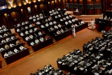 துரோகிகள் 7 பேருக்கு எதிராக கட்சிகள் நடவடிக்கை எடுக்குமா?