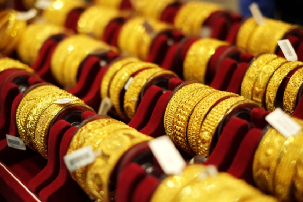 தினந்தினம் உயரும் தங்க விலை! வாங்க காத்திருப்போருக்கு பேரிடி | Gold Price Increased By Rs 5 000 Today