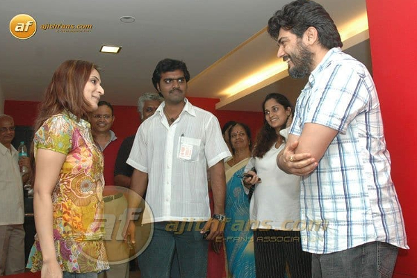 ரஜினியின் மகள் ஐஸ்வர்யா ரஜினிகாந்துடன் நடிகர் அஜித்! அன்ஸீன் புகைப்படம்.. | Aishwarya Rajinikanth With Ajith