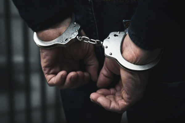 ஓய்வு பெற்ற இராணுவ வீரரொருவர் செய்த இழிவான செயல் | Retired Soldier Arrested Giving Alcohol To Student ஓய்வு பெற்ற இராணுவ வீரரொருவர் செய்த இழிவான செயல் | Retired Soldier Arrested Giving Alcohol To Student