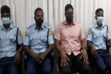 யாழ்.மாநகர காவல் படையின் சீருடை - நாடாளுமன்றிலும் கேள்விக்கணை