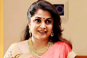 நடிகை ரம்யா கிருஷ்ணனின் மகன் மற்றும் கணவரை பார்த்துள்ளீர்களா.. இதோ அழகிய புகைப்படம்