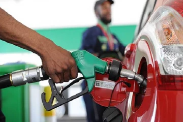 இலங்கையில் மூடப்படும் அபாயத்தில் எரிபொருள் நிரப்பு நிலையங்கள்!