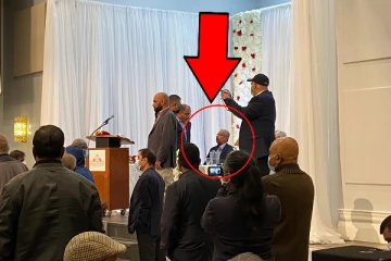 கனடா கூட்டத்தில் இருந்து சுமந்திரன் தப்பியோடும் வீடியோ வெளியானது!!