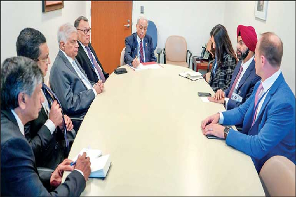 நாட்டை கட்டியெழுப்பும் அதிபரின் முயற்சிகளுக்கு முழுமையான ஆதரவு : உலக வங்கி | Sl President Meets World Bank Leader