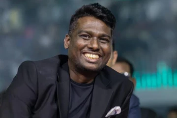 இயக்குனர் அட்லீயின் புதிய பிரம்மாண்ட சொகுசு கார்.. விலை எவ்வளவு தெரியுமா