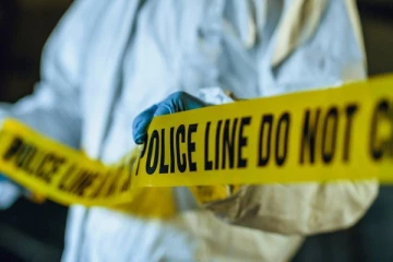 வனப்பகுதியில் மனித எச்சங்களுடன் பெண்ணின் ஆடைகள் மீட்பு