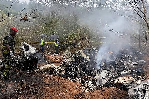 2025ல் உலகம் மொத்தம் நடுக்கத்தை ஏற்படுத்திய 12 விமான விபத்துக்கள் | Deadly Aviation Incidents