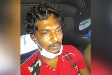 මන්නා වලින් මිනිසුන් කපා කොටන පාතාලයා..