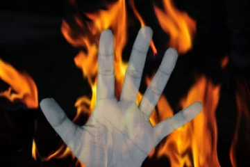 மின்விசிறிக்கு சண்டையால் தாயின் விபரீத முடிவு; தவிக்கும் குழந்தைகள்