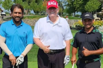 டொனால்டு டிரம்புடன் கோல்ஃப் விளையாடும் எம்.எஸ்.தோனி..வைரலாகும் வீடியோ