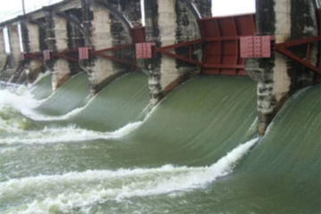 இரணைமடு குளத்தின் வான்கதவுகள் திறப்பு