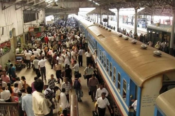 கொழும்பு கோட்டை ரயில் நிலையத்தில் பதற்ற நிலை