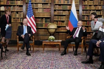 ரஷ்ய அதிபருக்கு மிகபெரிய பரிசை வழங்கிய ஜோ பைடன்! அது என்ன தெரியுமா?