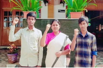 ஆசிரியை சபரிமாலாவை வலுக்கட்டாயமாக கைது செய்த போலீசார்