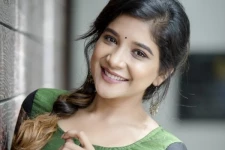 முதன்முறையாக தனது குளியலறை புகைப்படத்தை வெளியிட்ட பிக்பாஸ் சாக்ஷி அகர்வால், தீயாய் பரவும் புகைப்படம்..