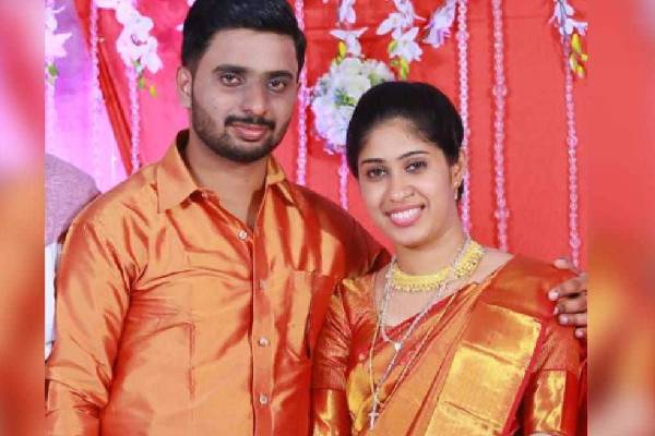 அமல் ரெஜி, மீரா / amal reji, meera