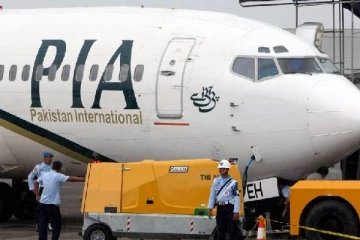 கனடாவில் தரையிறங்கிய வெளிநாட்டு விமானம்... மாயமான ஊழியரால் நீடிக்கும் மர்மம்