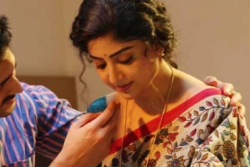 பெண்களை விற்கும் புரோக்கர் வேலை செய்யும் இயக்குனர்! உண்மையை உடைத்த பிரபல நடிகை..