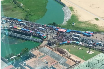 அரசாங்கத்திற்கு எதிராக தொடரும் இளைஞர்களின் தன்னெழுச்சி போராட்டம் ( Video)