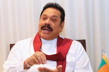 கிடைத்த வாய்ப்பை சரியாகப் பயன்படுத்துங்கள் - பிரதமர் மஹிந்த ஆலோசனை