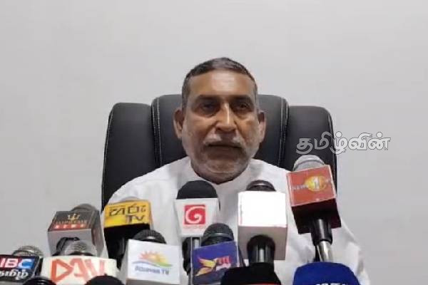 வவுனியா வடக்கு தவிசாளர் வெளியிட்ட கருத்து குறித்து பிரதி அமைச்சர் முன்வைத்துள்ள கோரிக்கை | Vavuniya North Councilor S Statement Upali