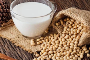 சோயா பால் குடிப்பவர்களா நீங்கள்? அதில் இவ்வளவு நன்மைகள் உள்ளதா!