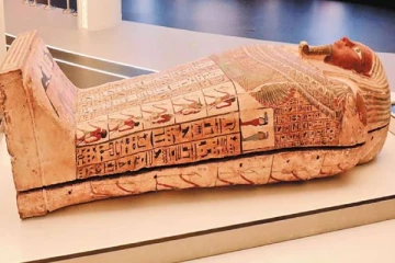 துபாய் எக்ஸ்போ 2020 கண்காட்சி வளாகத்திற்கு கொண்டு வரப்பட்டுள்ள மம்மி!