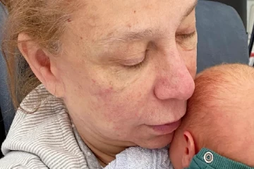 66 வயதில் 10வது குழந்தை பெற்ற பாட்டி - மிரண்ட மருத்துவர்கள்!