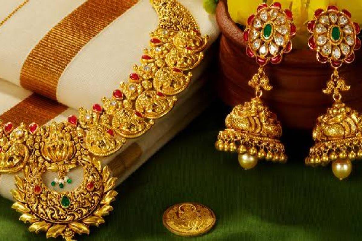 நகை வாங்க காத்திருப்போருக்கு ஷாக்! தங்க விலை மீண்டும் உயர்வு | September 4Th Gold And Silver Price In Chennai