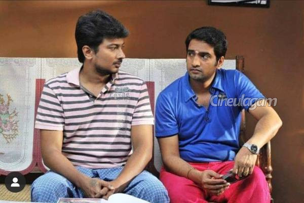 முதலாளி.. உதயநிதி பிறந்தநாளுக்கு அழகிய வாழ்த்து சொன்ன சந்தானம்! | Santhanam Wish To Udhayanidhi Birthday Details