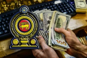 இலங்கையில் டொலரின் பெறுமதிக்கு ஏற்ப அதிகரிக்கப்படும் சம்பளம்