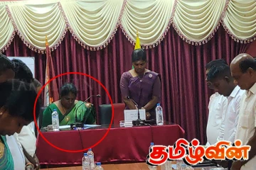 வவுனியாவில் மாவீரர்களுக்கு அஞ்சலி: புறக்கணித்தவாறு அமர்ந்திருந்த உள்ளூராட்சி ஆணையாளர்