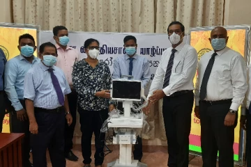 யாழ்ப்பாணம் போதனா வைத்தியசாலைக்கு  அல்ரா சவுண்ட் ஸ்கேன் அன்பளிப்பு! (PHOTOS)