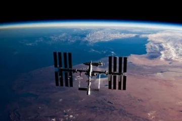 சொந்தமாக விண்வெளி நிலையம் கட்டும் சீனா: 3 வீரர்களை விண்வெளிக்கு வெற்றிகரமாக அனுப்பியது