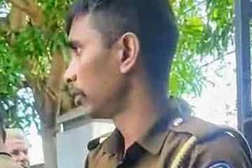 சட்டத்தரணியை தாக்கிய கான்ஸ்டபிள் தூக்கி எறியப்பட்டார்