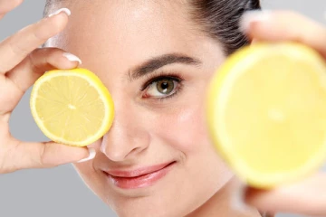 முகத்தை கலராக்க மாற்ற வேண்டுமா? எலுமிச்சையை இப்படி யூஸ் பண்ணுங்க